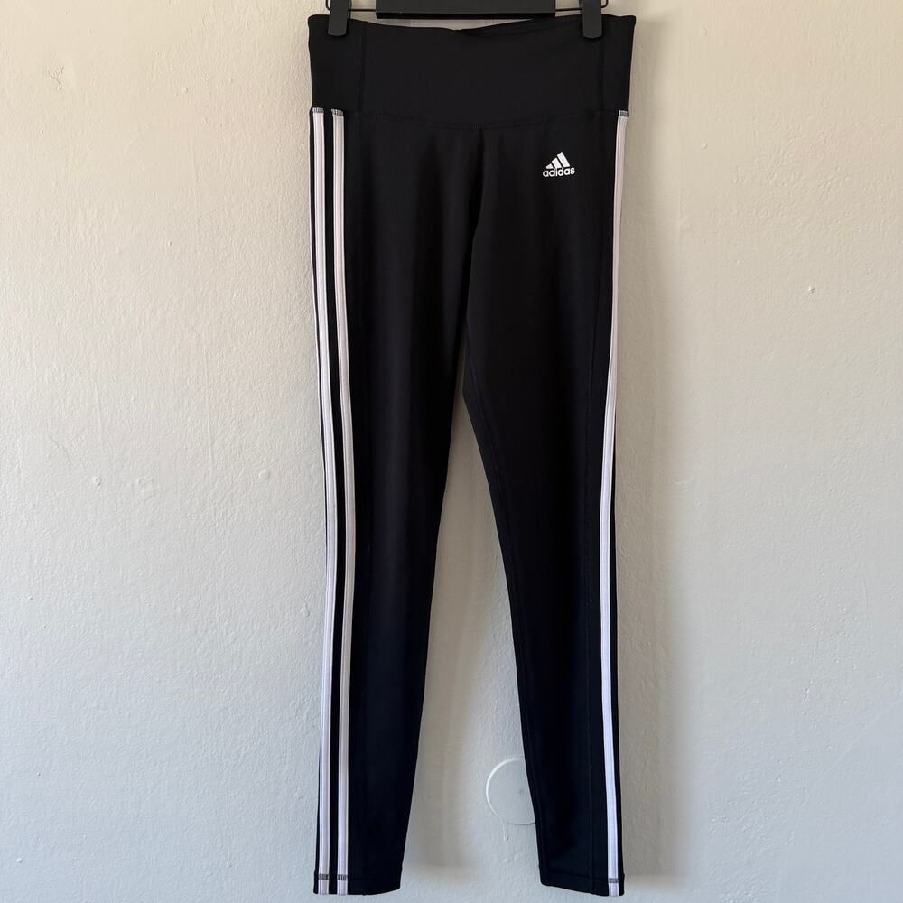 Adidas athletic leggings